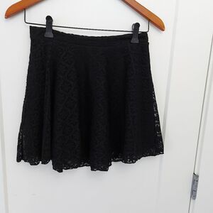 Grass & Grain Lace skirt Size Small